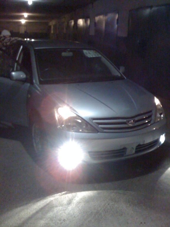 2005 Toyota Allion