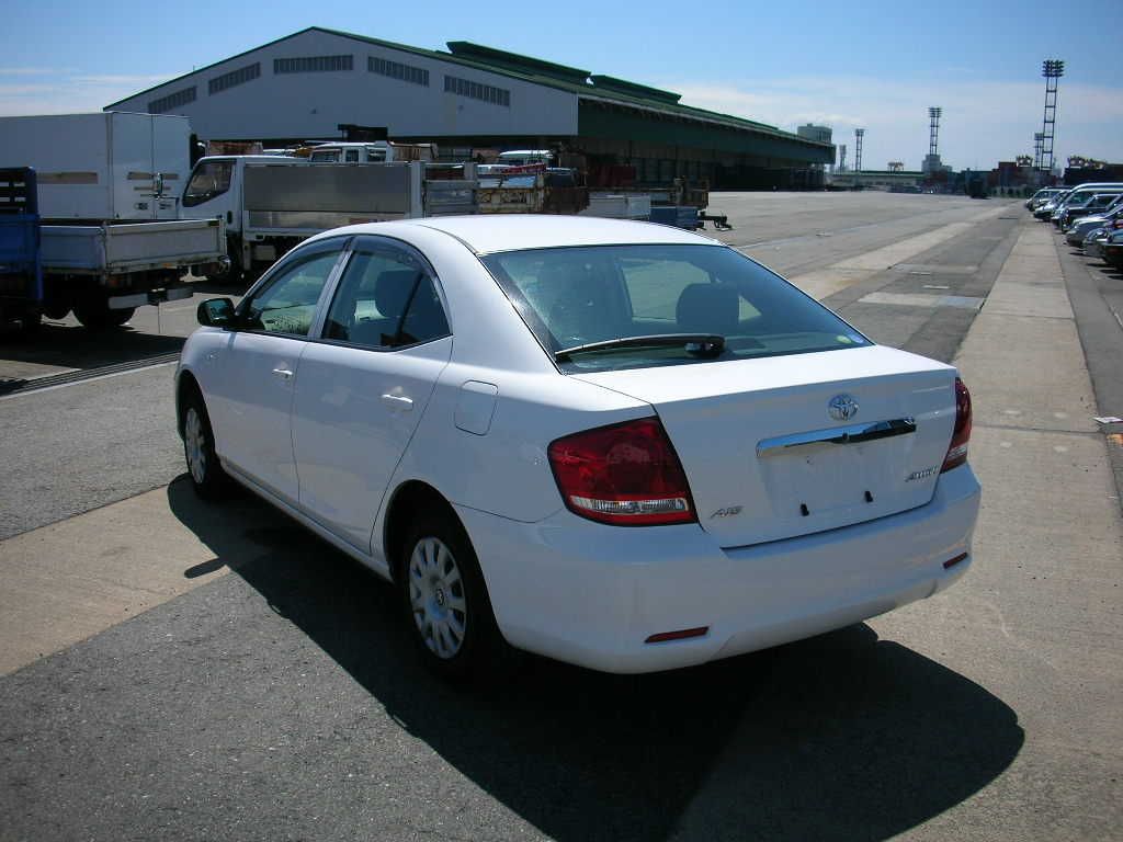 2005 Toyota Allion