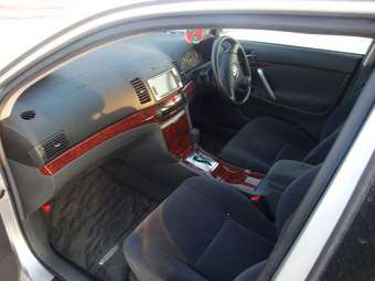 2005 Toyota Allion Photos