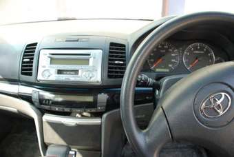 2005 Toyota Allion Photos