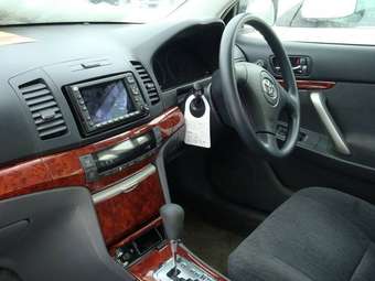 2005 Toyota Allion Photos