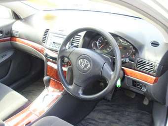 2005 Toyota Allion Photos