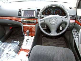 2005 Toyota Allion Pictures