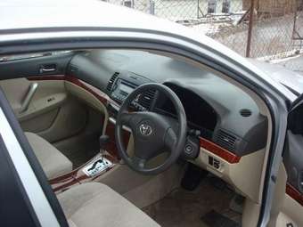 2005 Toyota Allion Images