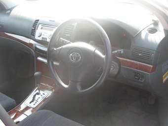 2005 Toyota Allion Photos