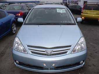 2005 Toyota Allion Photos