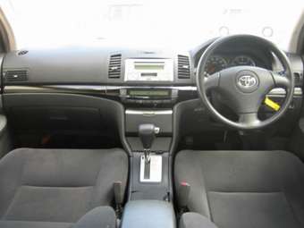 2005 Toyota Allion Pictures