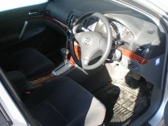 2005 Toyota Allion Photos