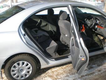 2005 Toyota Allion Photos