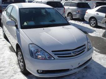 2005 Toyota Allion Photos