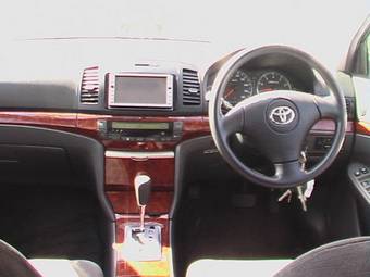 2005 Toyota Allion Pictures