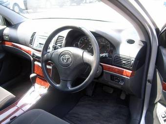 2005 Toyota Allion Photos