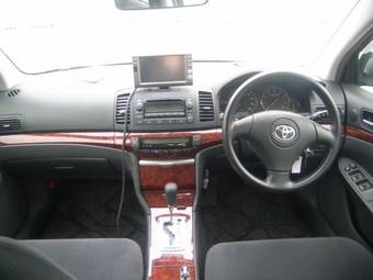 2005 Toyota Allion Pictures