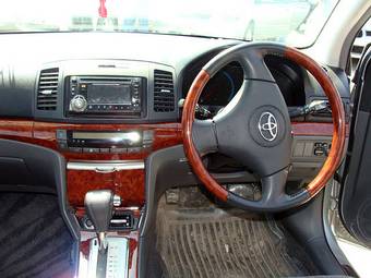 2005 Toyota Allion Photos