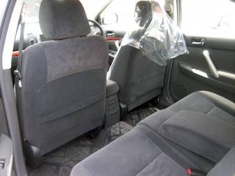 2005 Toyota Allion Pictures