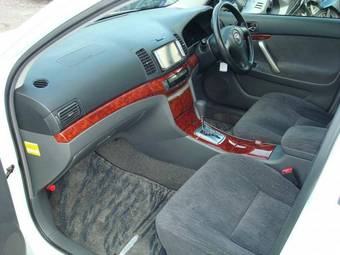 2005 Toyota Allion Photos
