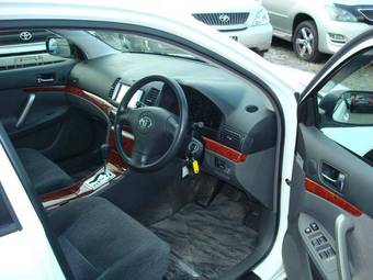 2005 Toyota Allion Images