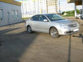 2005 Toyota Allion Photos