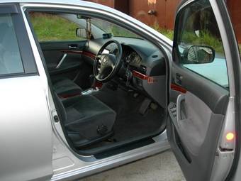 2005 Toyota Allion Pictures