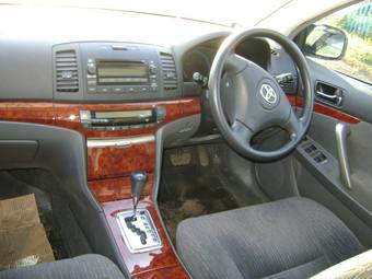 2005 Toyota Allion Photos