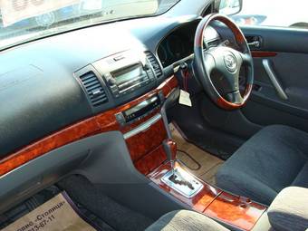2006 Toyota Allion Photos