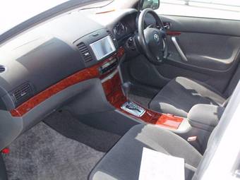 2006 Toyota Allion Photos