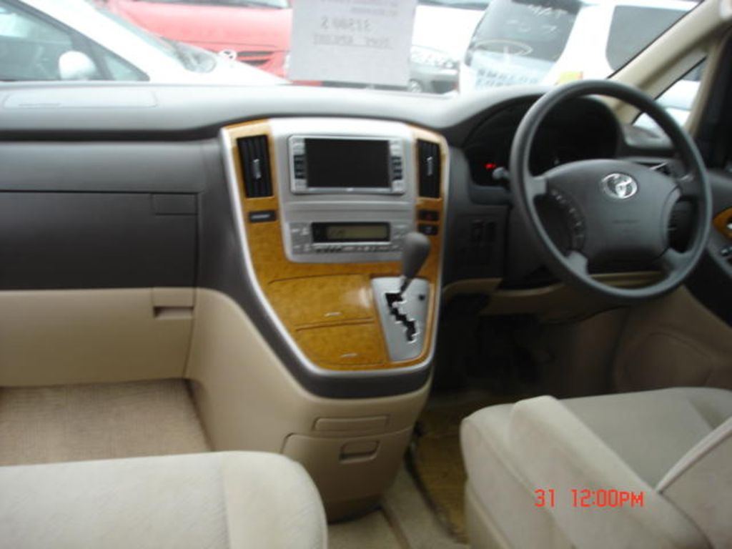 2001 Toyota Alphard