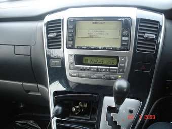 2002 Alphard