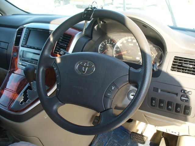 2002 Toyota Alphard