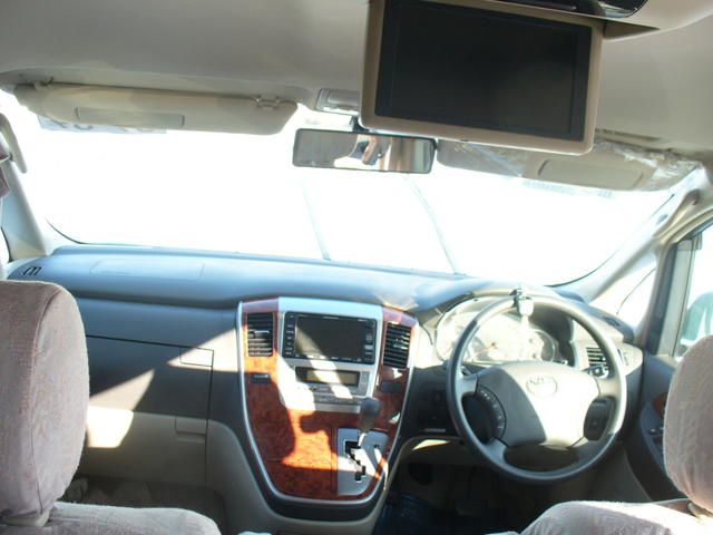 2002 Toyota Alphard