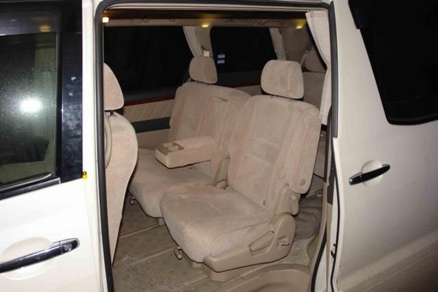 2002 Toyota Alphard