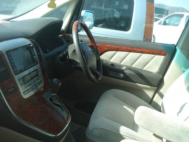 2002 Toyota Alphard