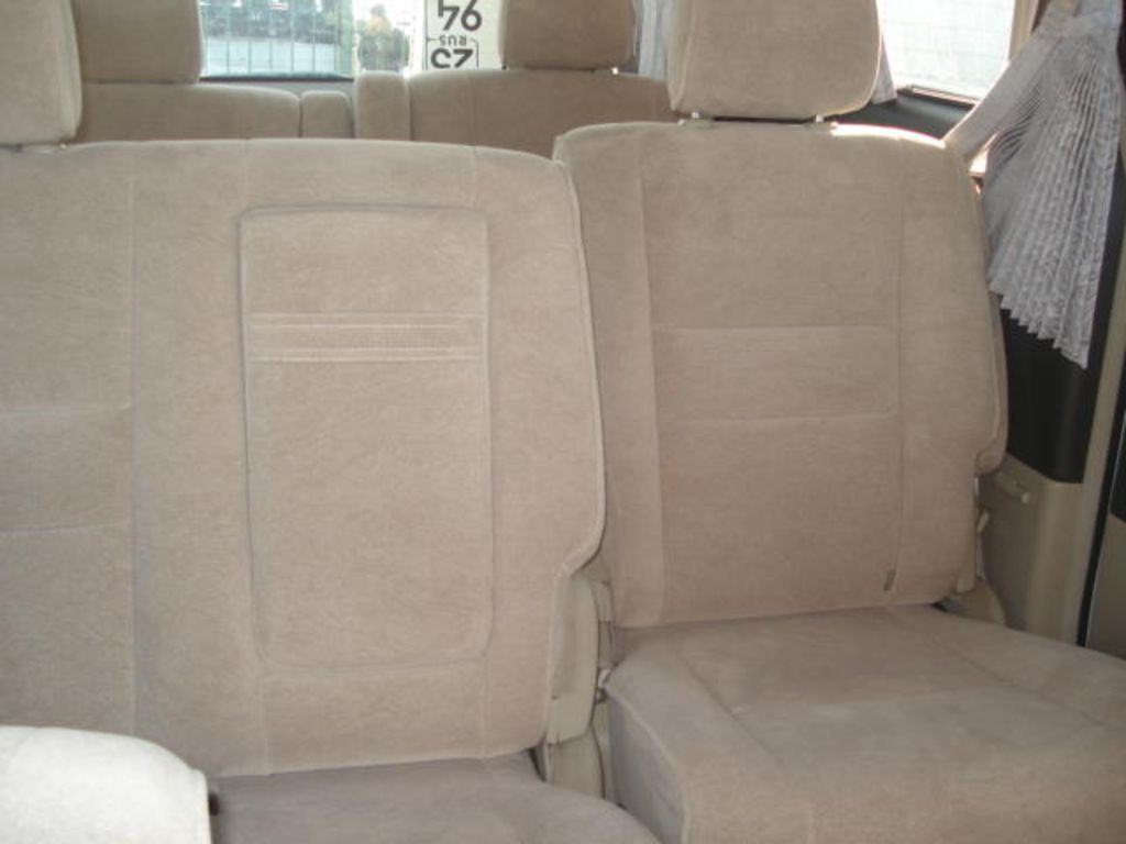 2002 Toyota Alphard