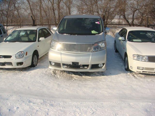 2002 Toyota Alphard