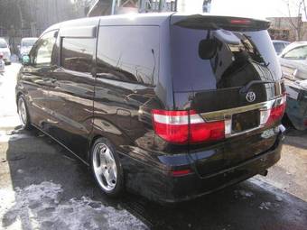 2002 Toyota Alphard Photos
