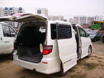 2002 Toyota Alphard Pics