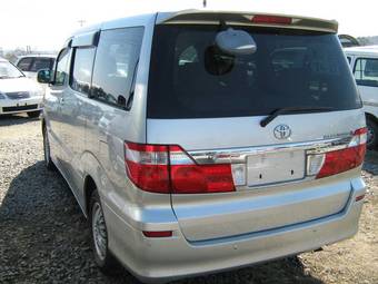 2002 Toyota Alphard Photos