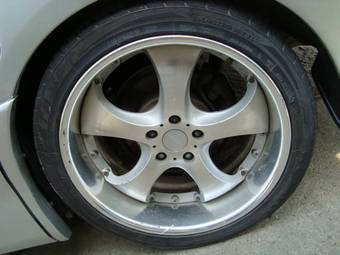 2002 Toyota Alphard Pictures