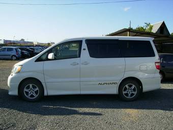 2002 Toyota Alphard Photos