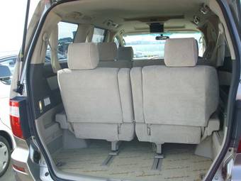 2002 Toyota Alphard Photos