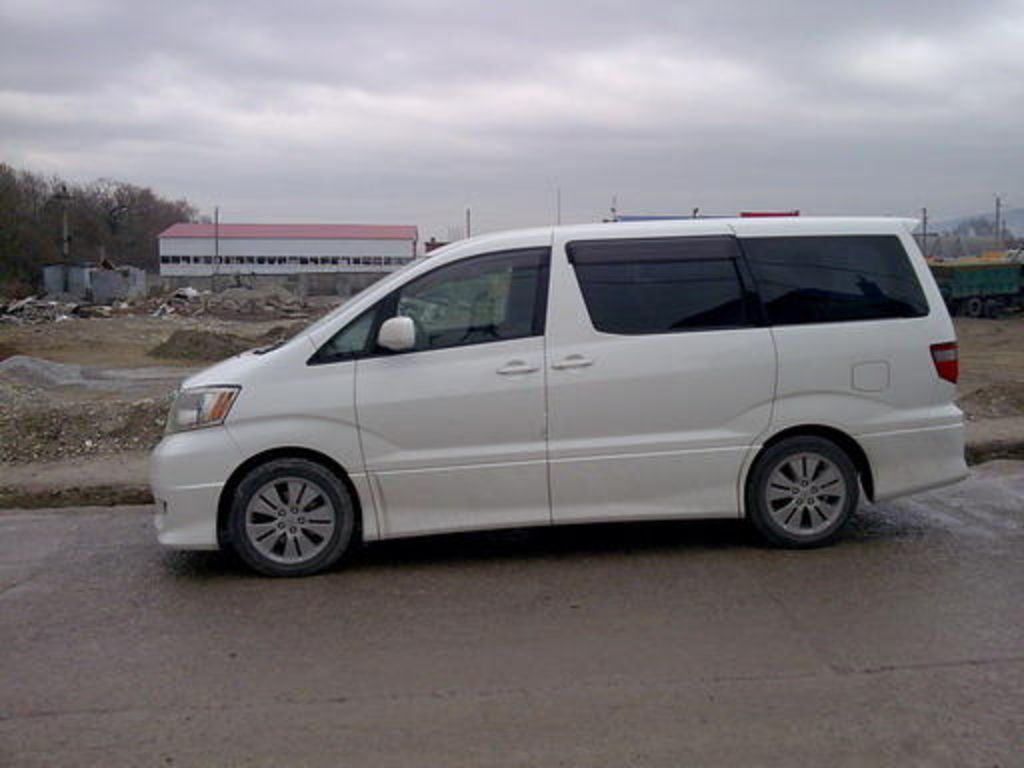 2003 Toyota Alphard