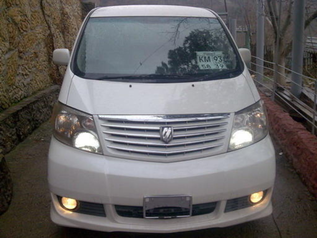 2003 Toyota Alphard