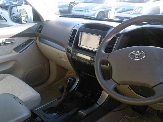 2003 Toyota Alphard