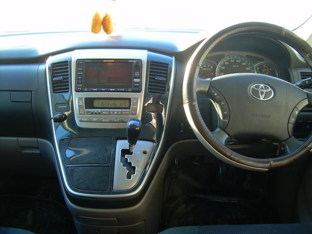 2003 Toyota Alphard