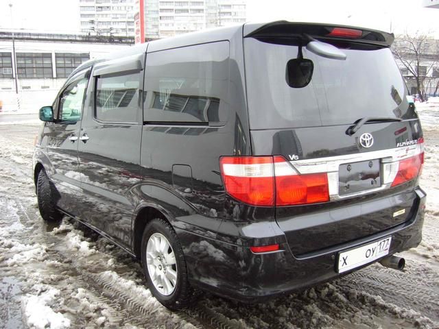 2003 Toyota Alphard