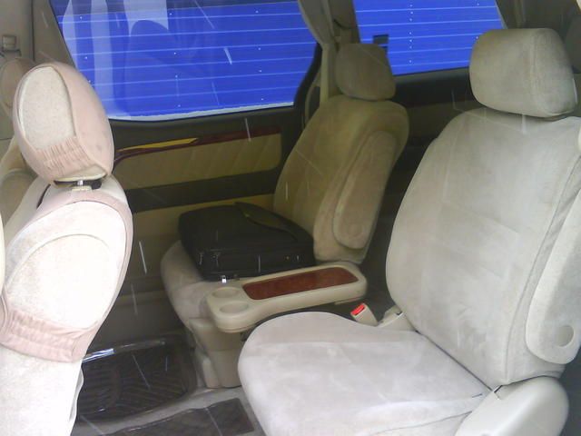 2003 Toyota Alphard