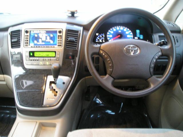 2003 Toyota Alphard