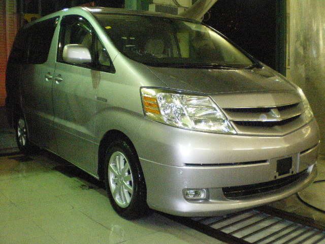 2003 Toyota Alphard