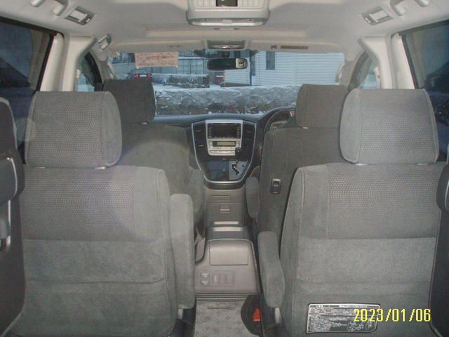 2003 Toyota Alphard