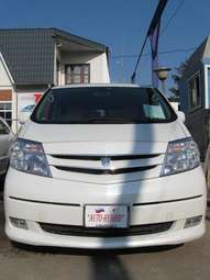 2003 Toyota Alphard Pictures